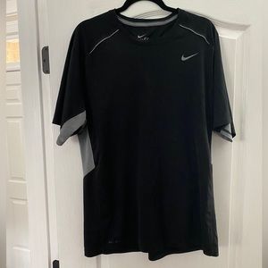 Men’s nike dry fit tshirt